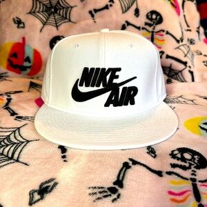Nike Air Snapback Hat